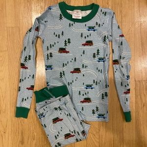 Hanna Andersson Kids Pajamas- size 140 (10)